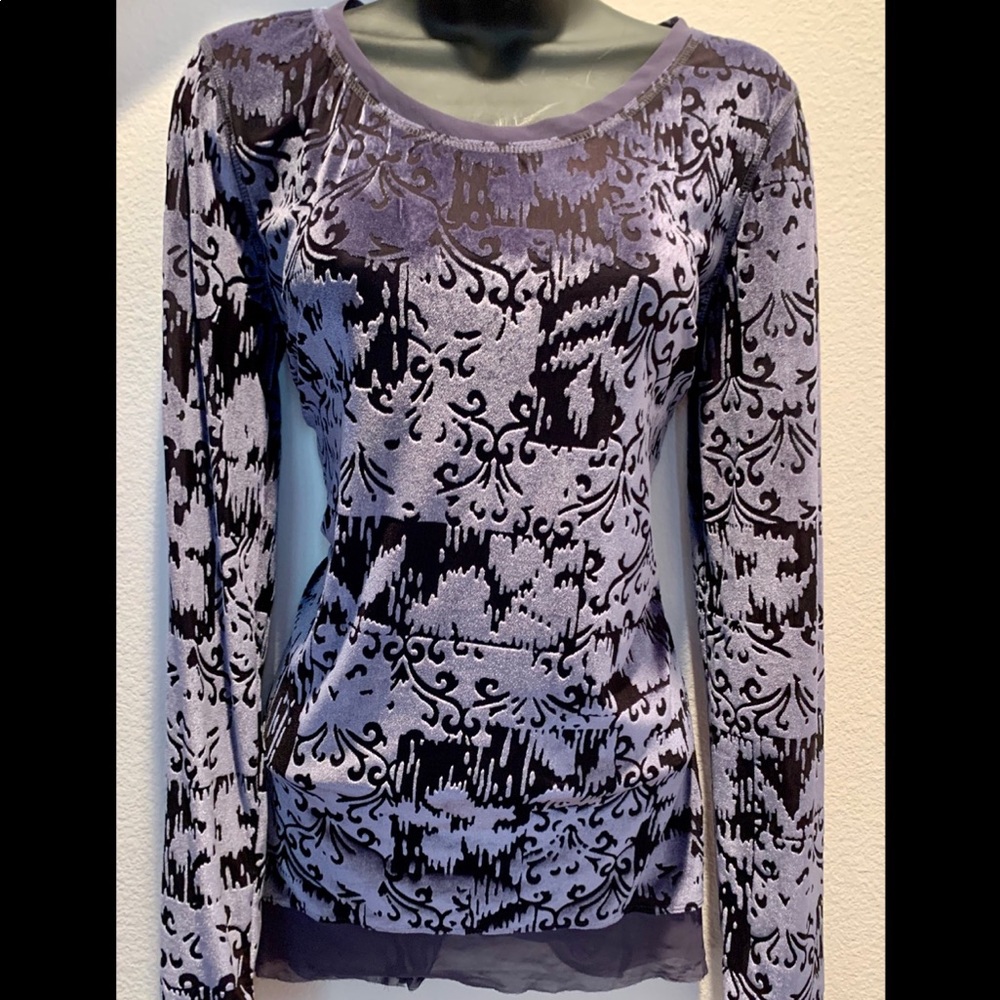 Vera Wang velvet long-sleeved top